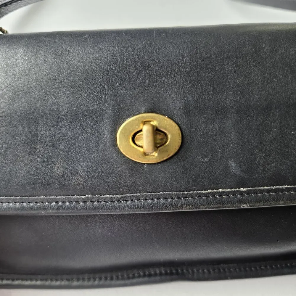 Vintage Coach Leather Geometric Clutch 9044 Crossbody Small Black Turnlock USA